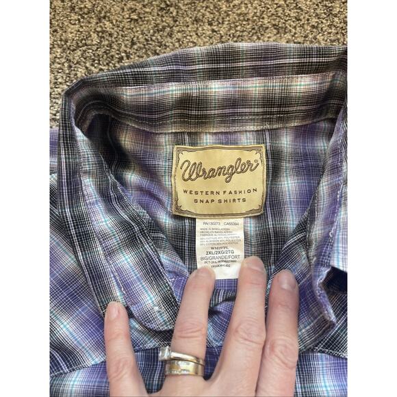 Wrangler Men’s Purple Black Plaid Pearl Snap Short Sleeve Shirt Size 2XL - Picture 4 of 7